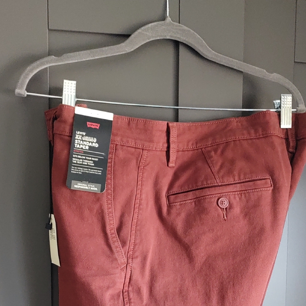 Levi's Men's Standard Tapered Pants - Brown